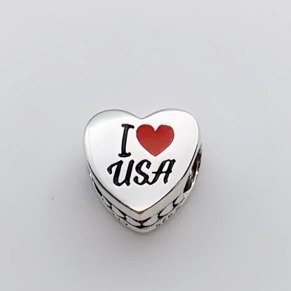 Pandora USA Flag I Love USA Heart Charm NWT - Picture 2 of 5